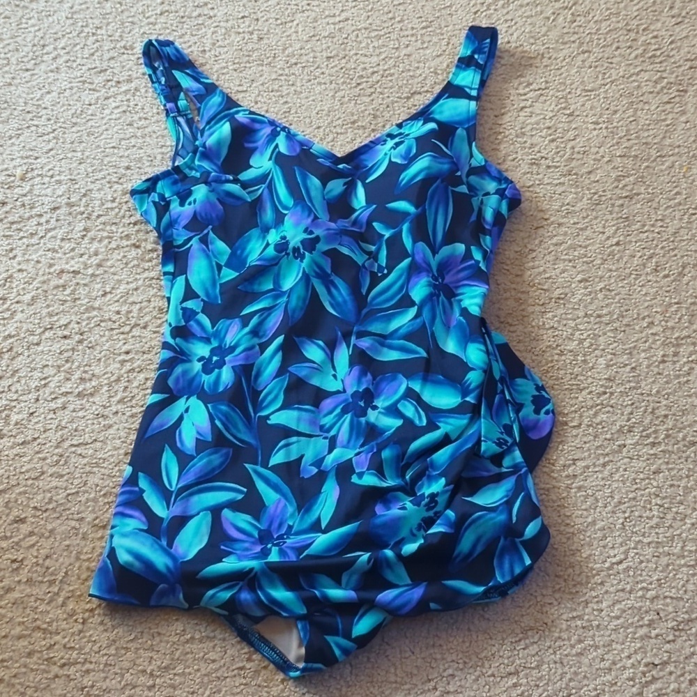 L.L Bean Blue Floral Modest One Piece Swimsuit Size 12